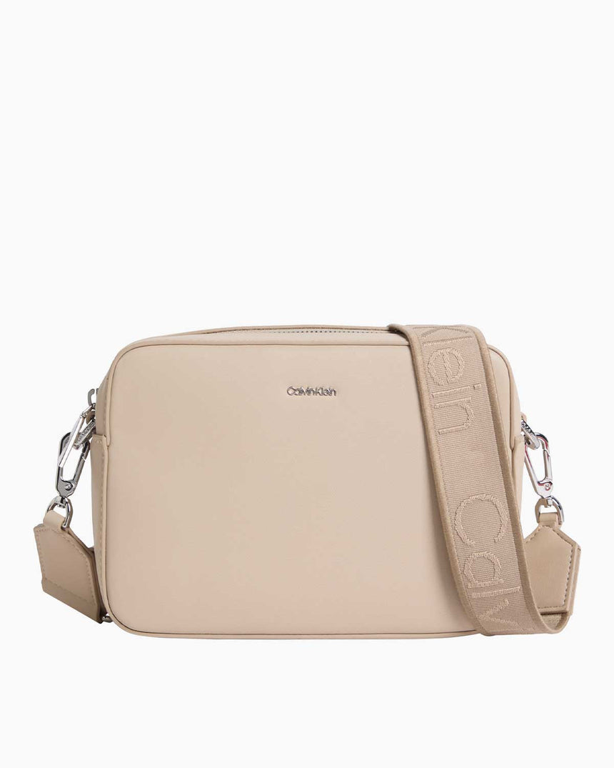 Calvin Klein Must Small Logolu Çapraz Askılı Çanta Crockery