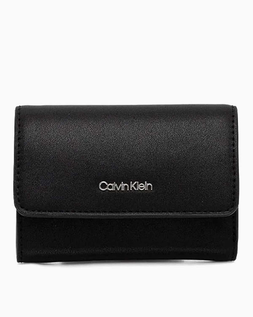 Calvin Klein Must 3 Katlı Fermuarlı Kadın Cüzdan Black