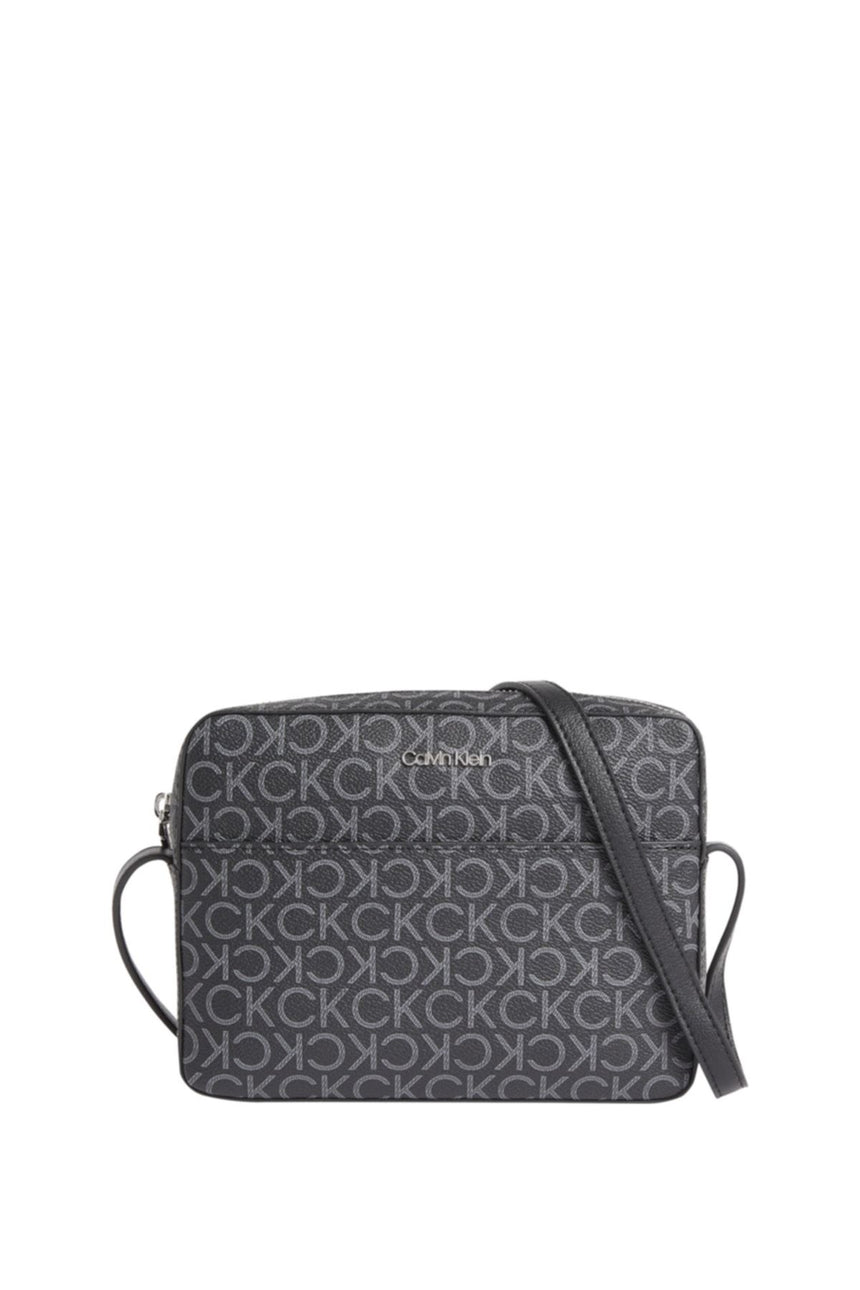Calvin Klein Kadın Must Monogram Kamera Çapraz Çanta Black