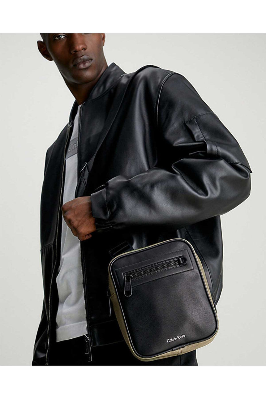 Calvin Klein Elevated Reporter Çapraz Askılı Çanta Green