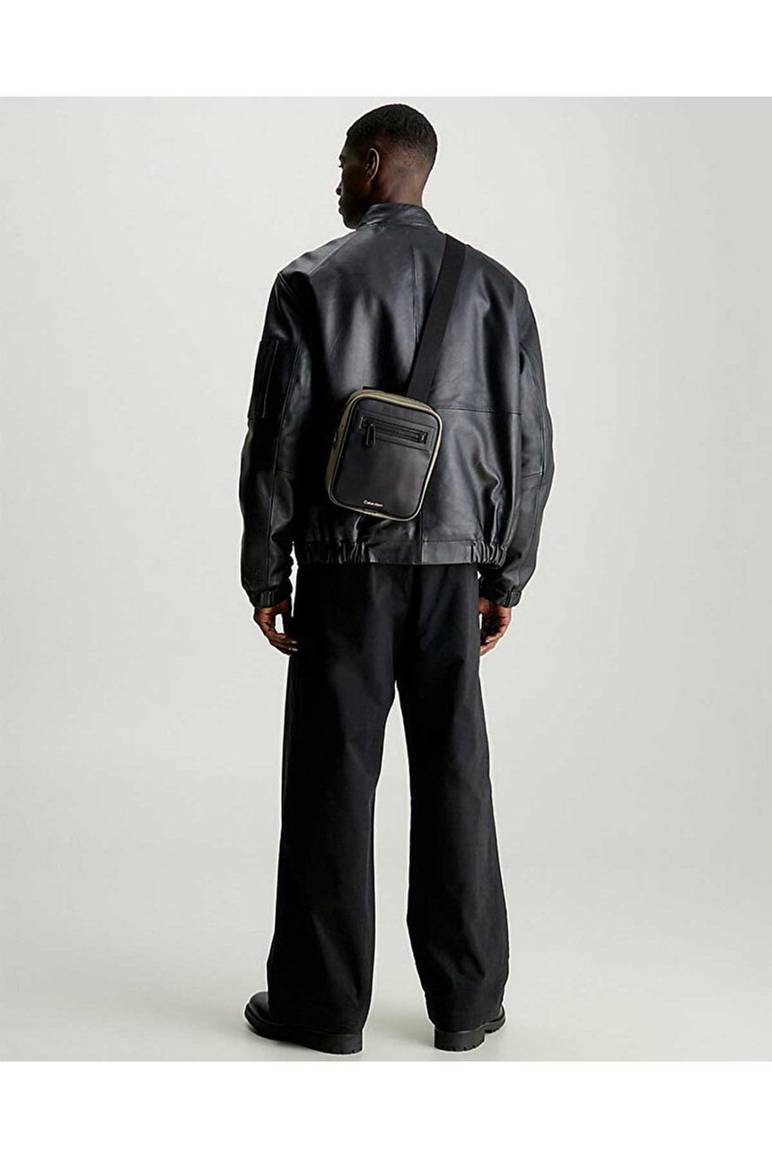 Calvin Klein Elevated Reporter Çapraz Askılı Çanta Green