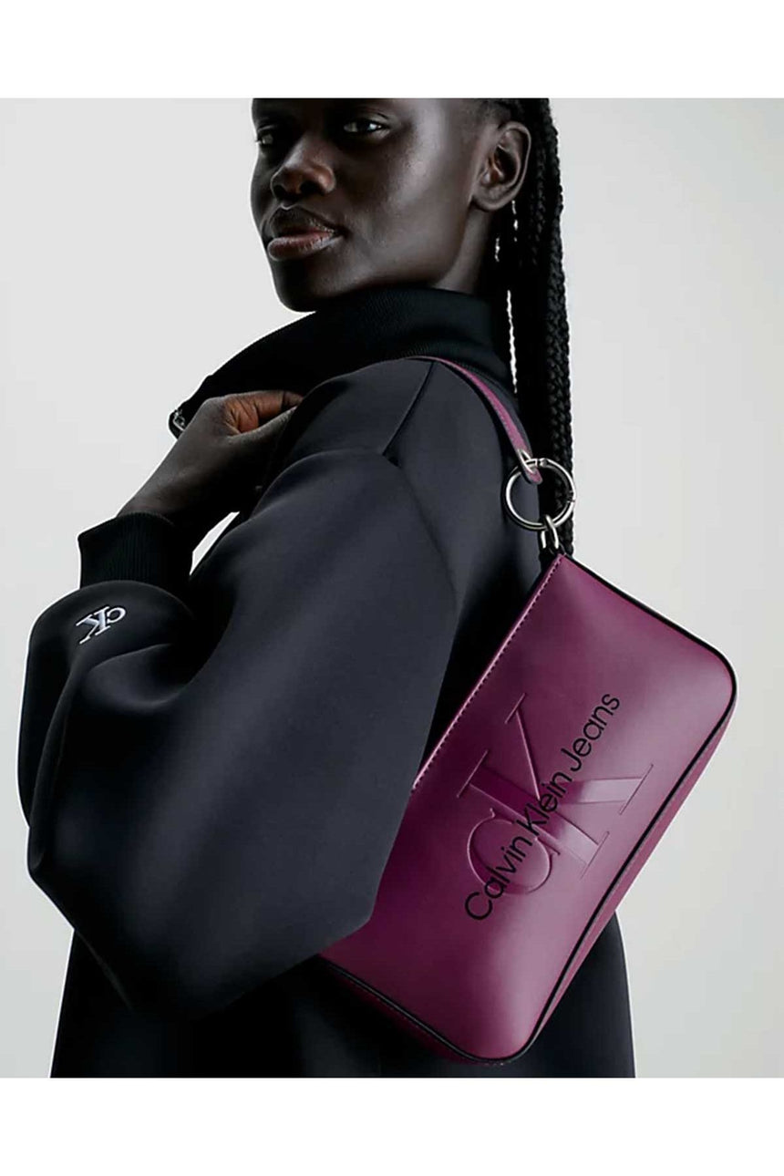 Calvin Klein Sculpted Kadın Omuz Çantası Purple