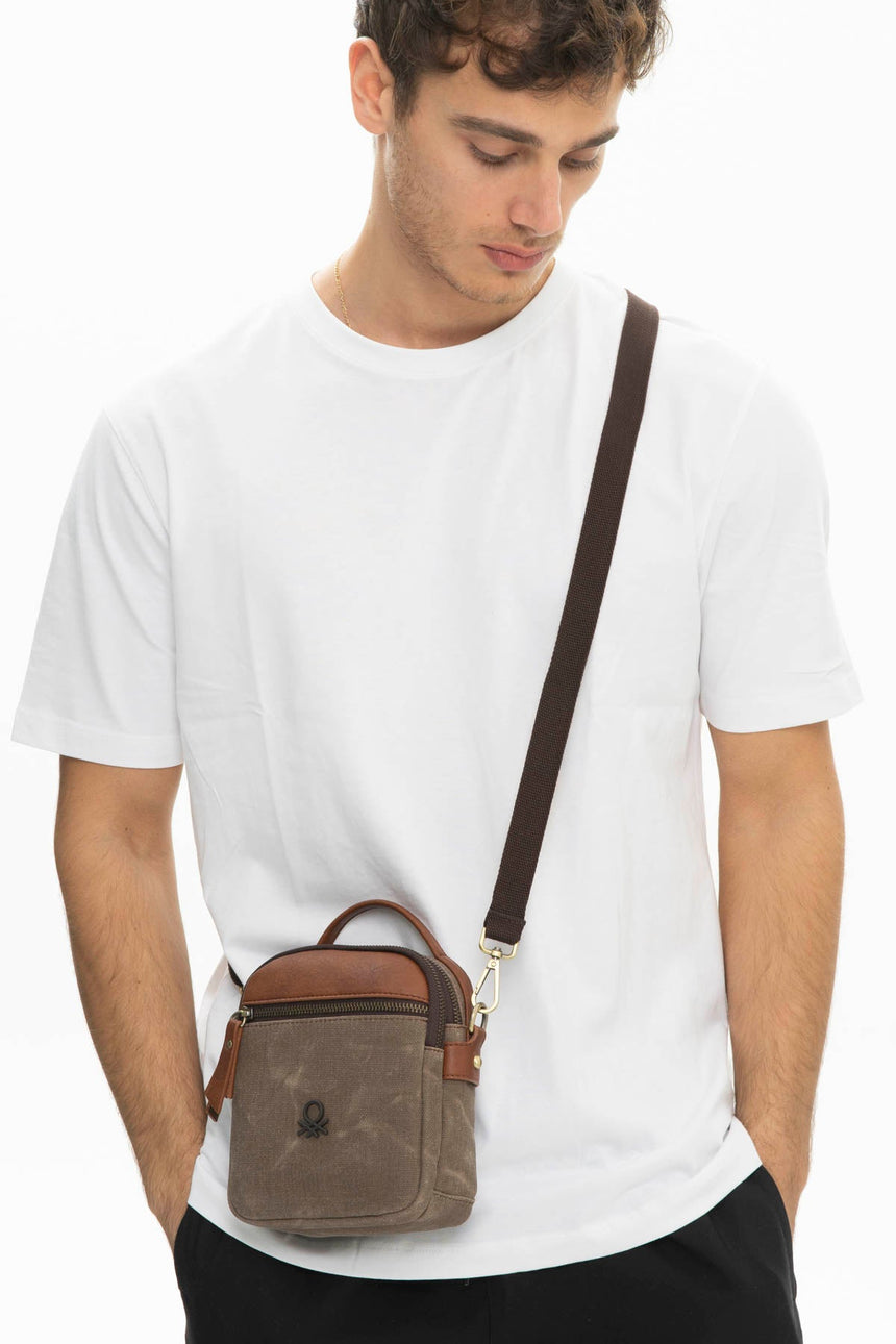 Benetton Tutma Kulp Detaylı Çapraz Askılı Çanta Kahve