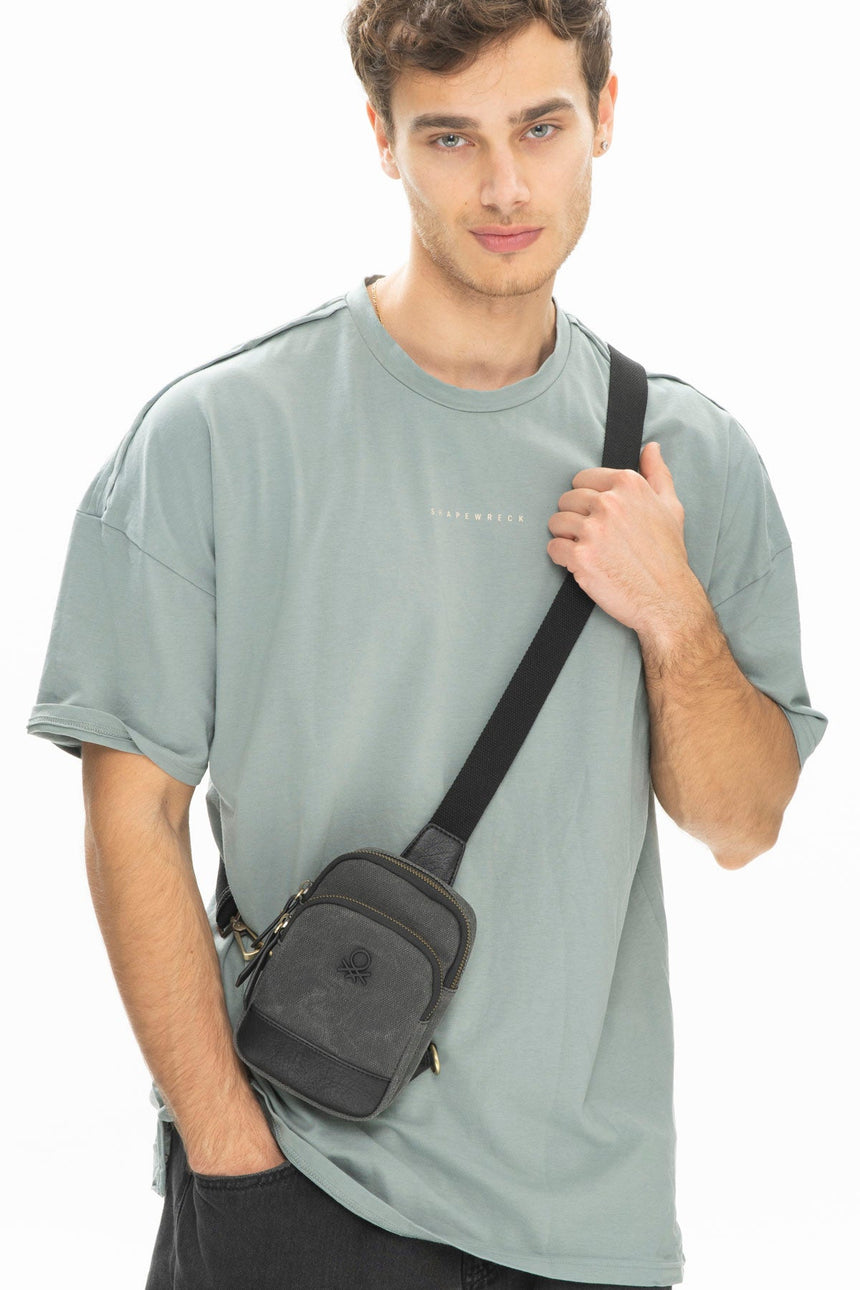 Benetton Logolu Çapraz Askılı Çanta Siyah