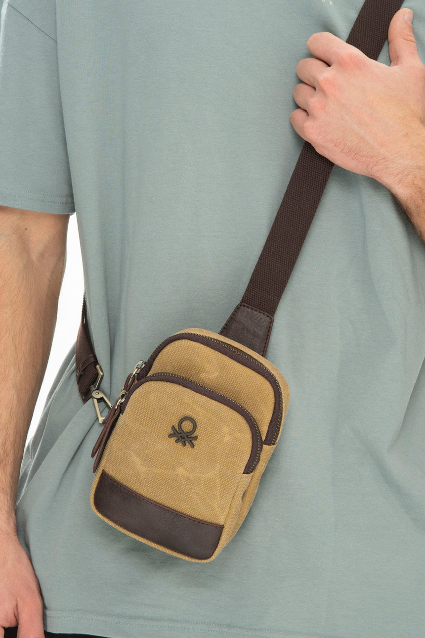 Benetton Logolu Çapraz Askılı Çanta Bej