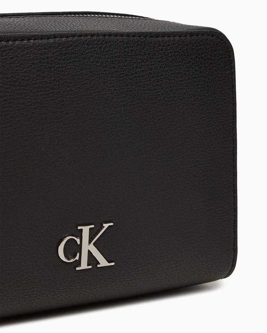Calvin Klein Jeans Minimal Monogram Çapraz Askılı Çanta Black