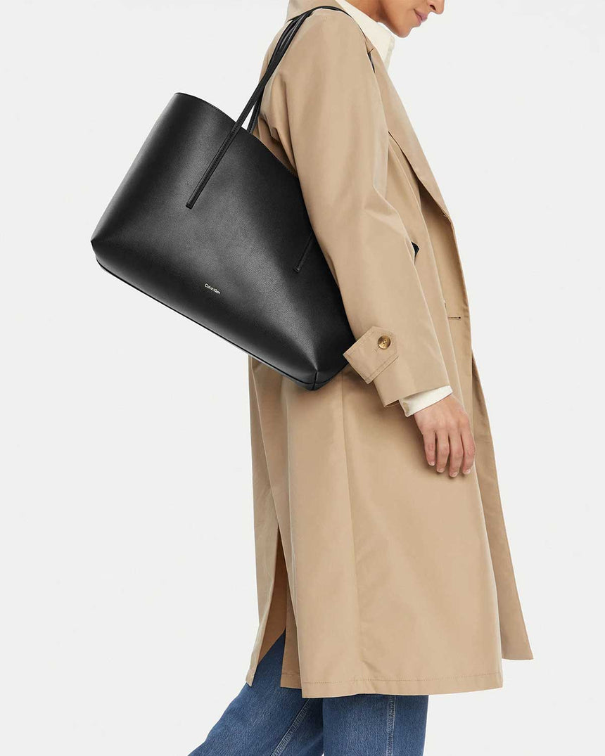 Calvin Klein Foıl Logo Kadın Tote W/Pouch Çanta Black/Toasted Coconut