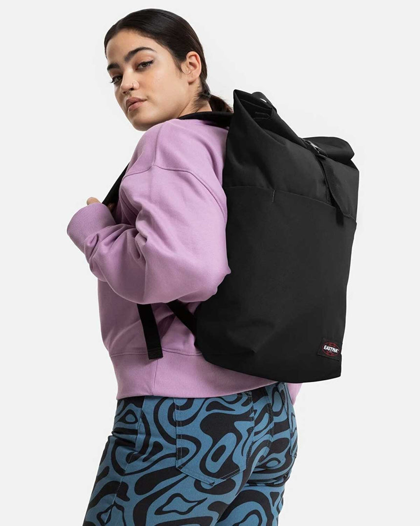 Eastpak Up Roll Tokalı Sırt Çantası Black