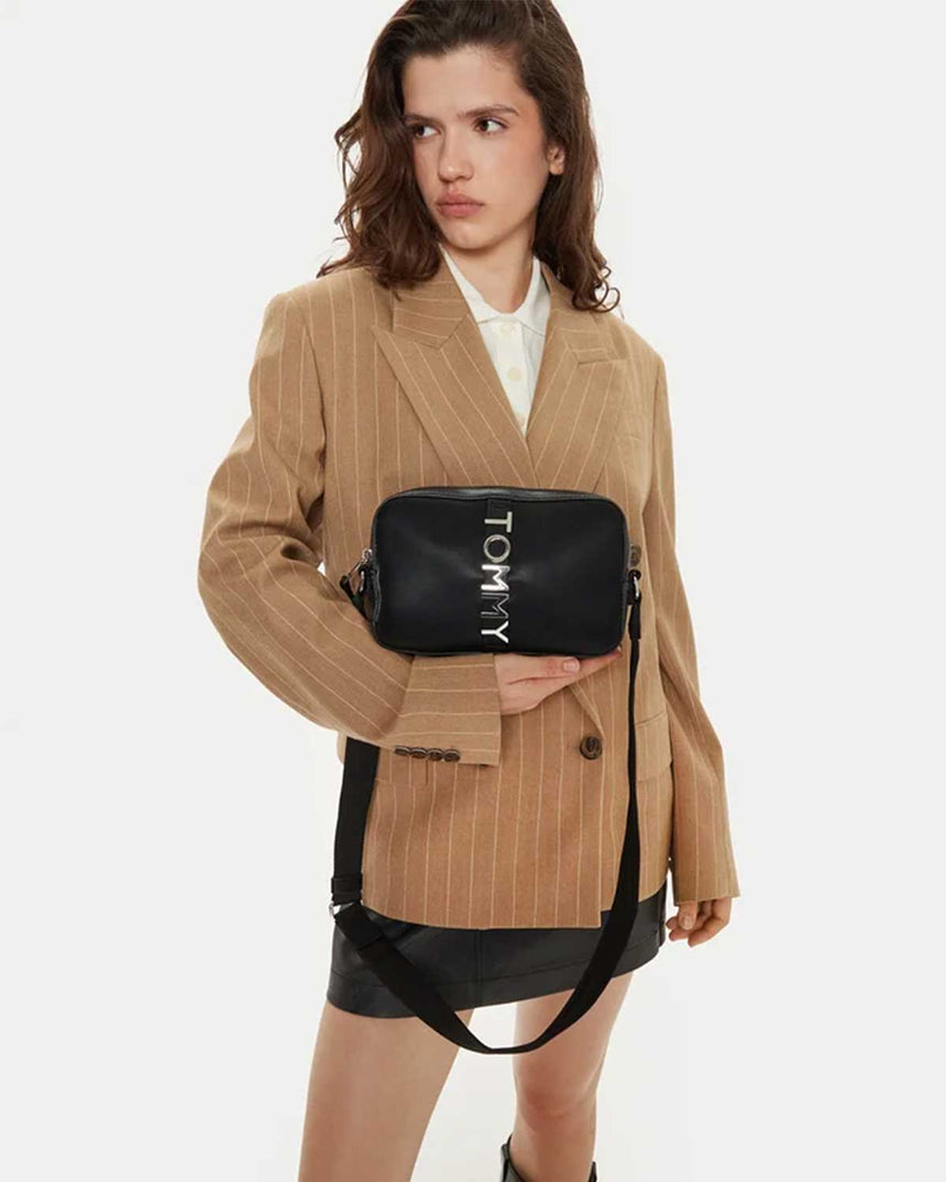 Tommy Jeans City Bold Logolu Çapraz Askılı Çanta Black
