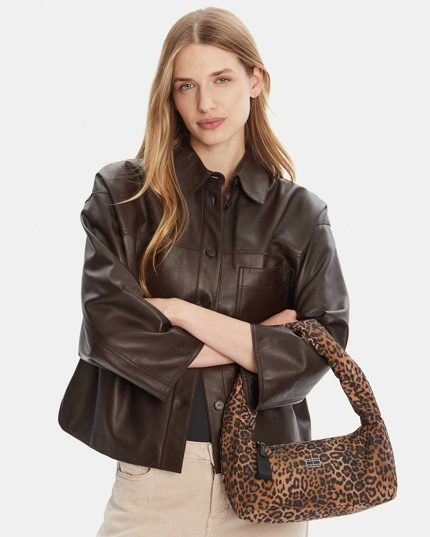 Tommy Hilfiger Urban Leo Kadın Omuz Çantası Leopard Print