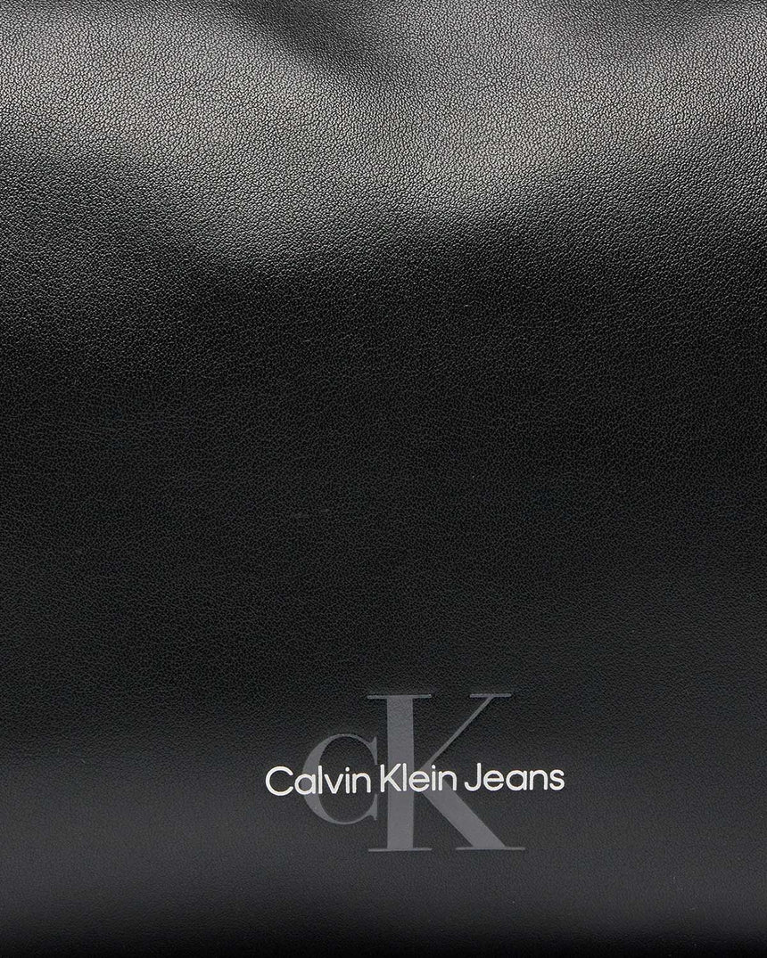 Calvin Klein Monogram Soft Washbag Traş Çantası Black