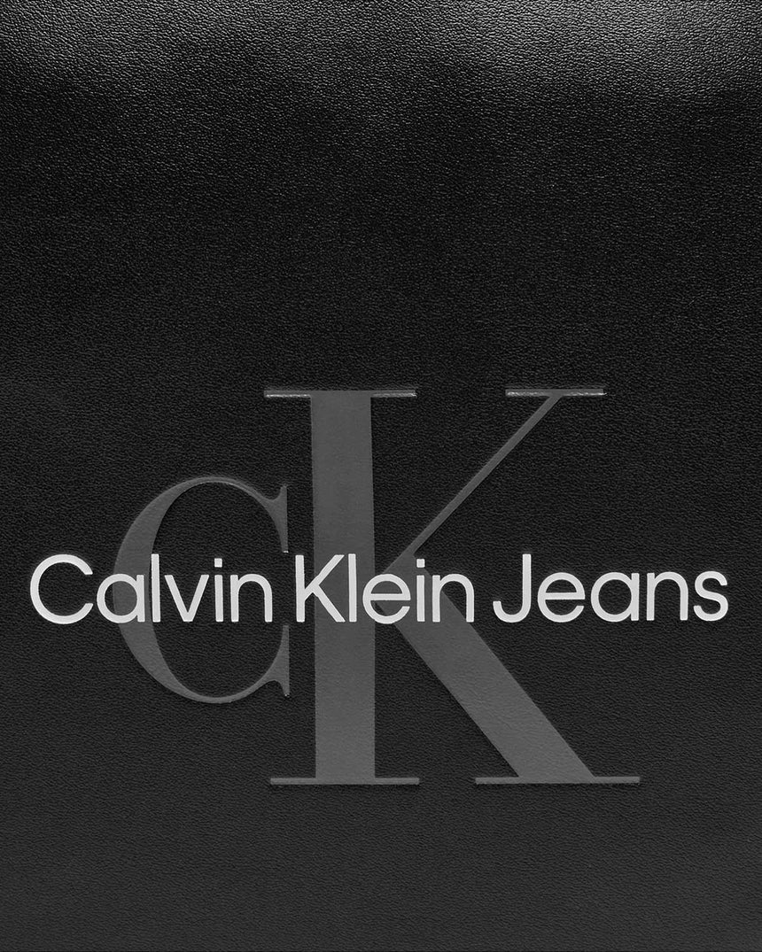 Calvin Klein Crossover Baskılı Çapraz Askılı Çanta Black