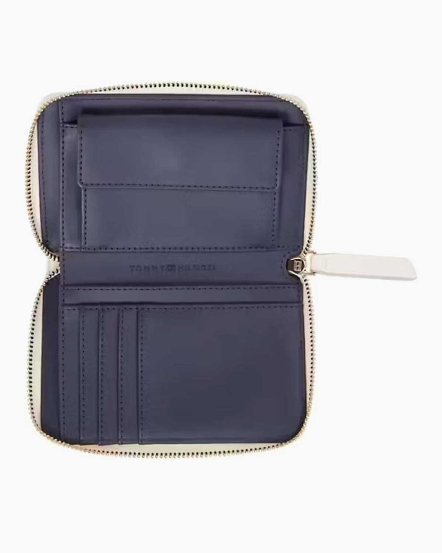 Tommy Hilfiger Feminine Fermuarlı Kadın Cüzdan Ivory Petal