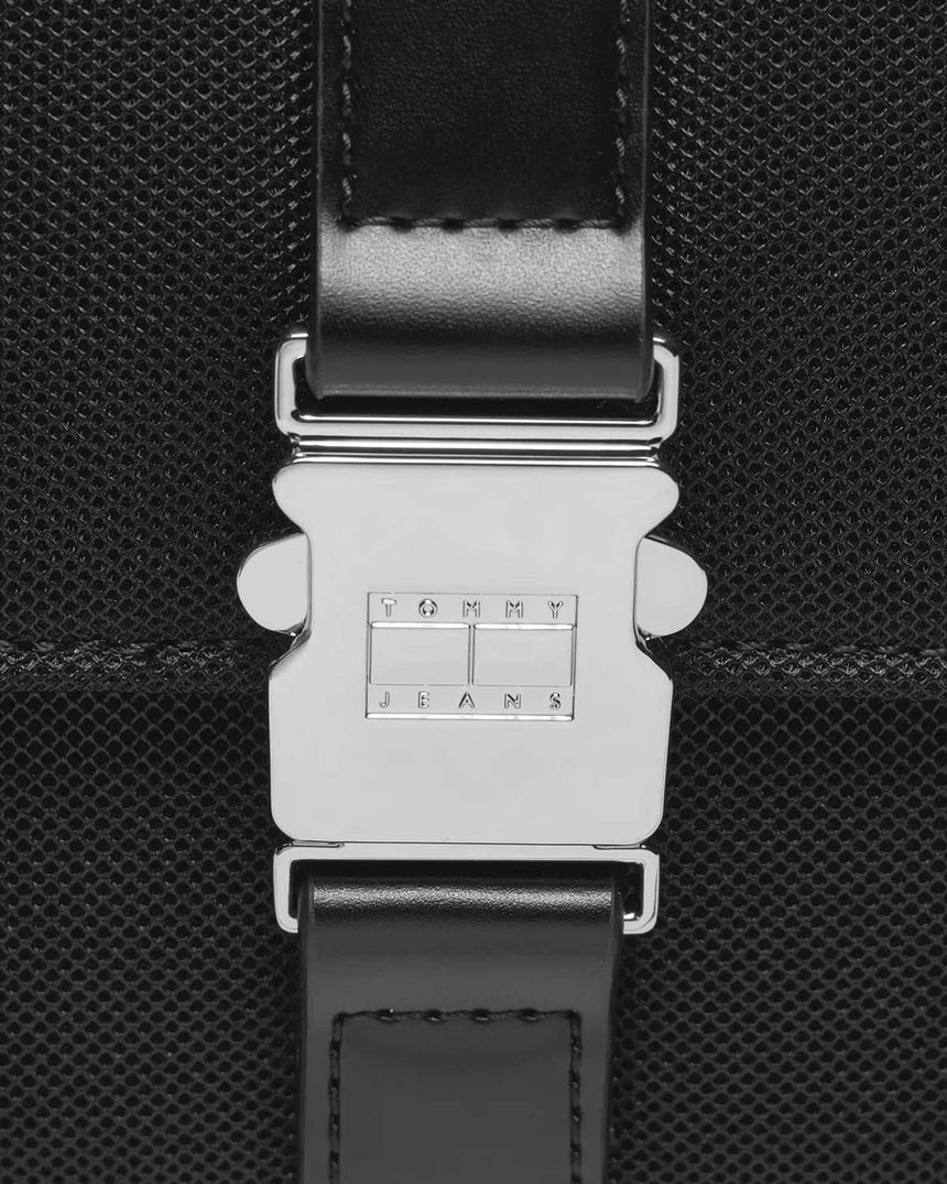 Tommy Hilfiger Item Crossover Neopren Çapraz Askılı Çanta Black