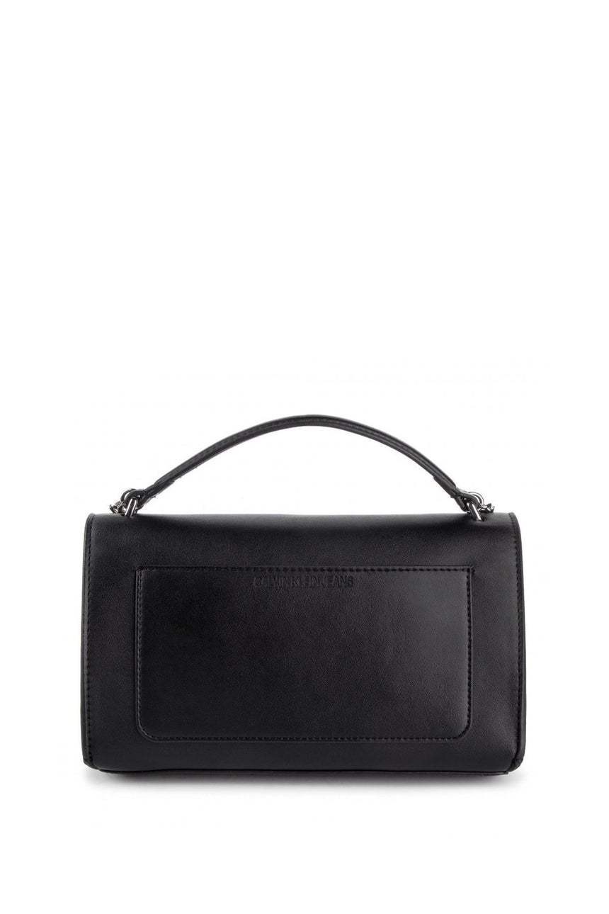 Calvin Klein Sculpted Monogram E/W Flap Çapraz Askılı Kadın Çantası Black