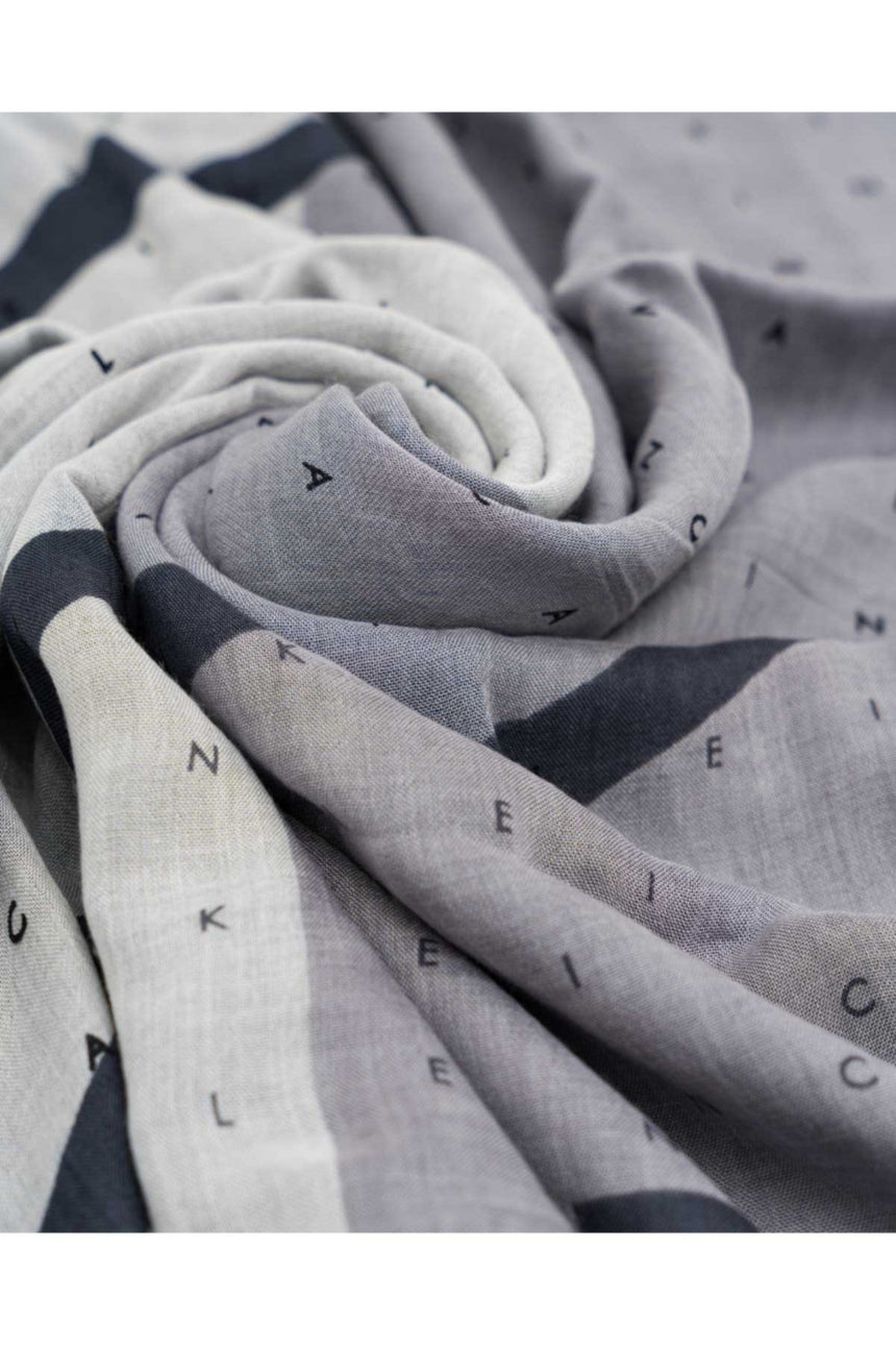 Calvin Klein Seasonal Logo Print Kadın Şal Ck Mono Black