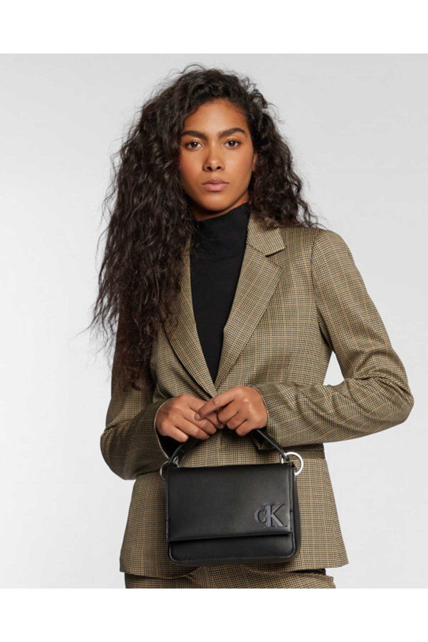 Calvin Klein Sculpted Boxy Kadın Çantası Black