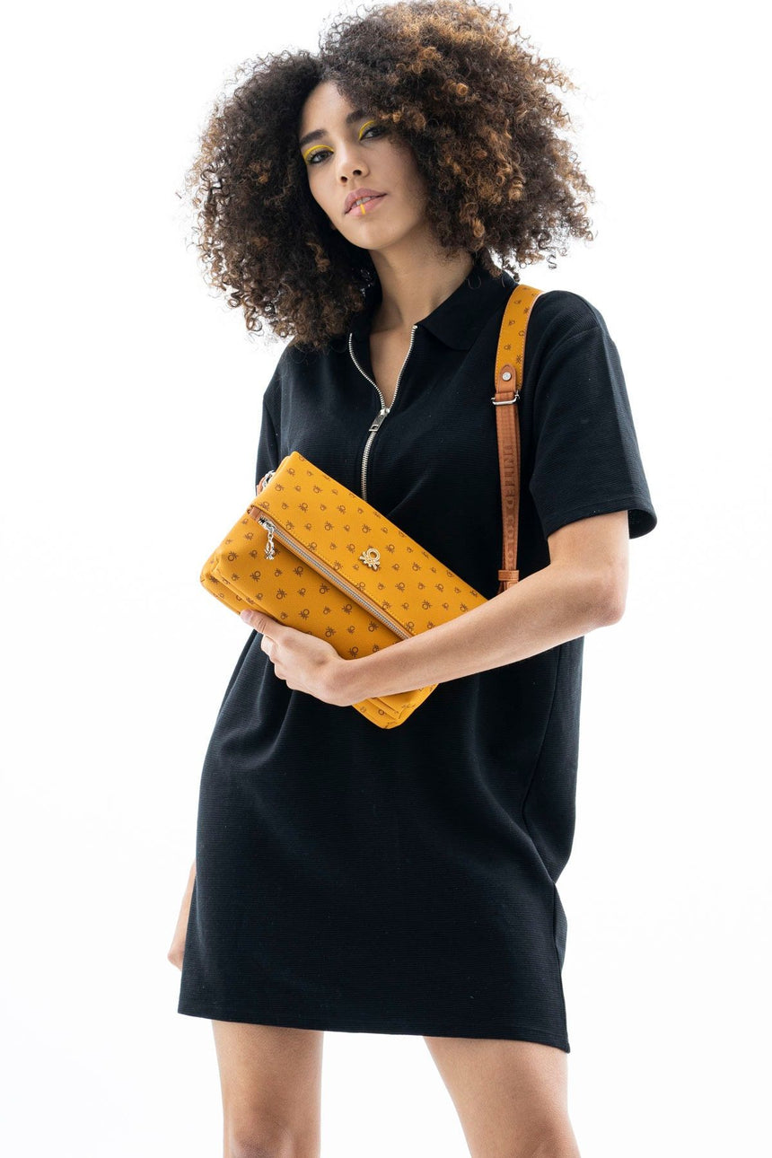 Benetton Logo Baskılı Çapraz Askılı Kadın Çantası Hardal - Camel