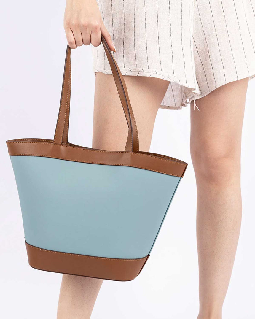 Nautica Aksesuar Detaylı Omuz Çantası Civit