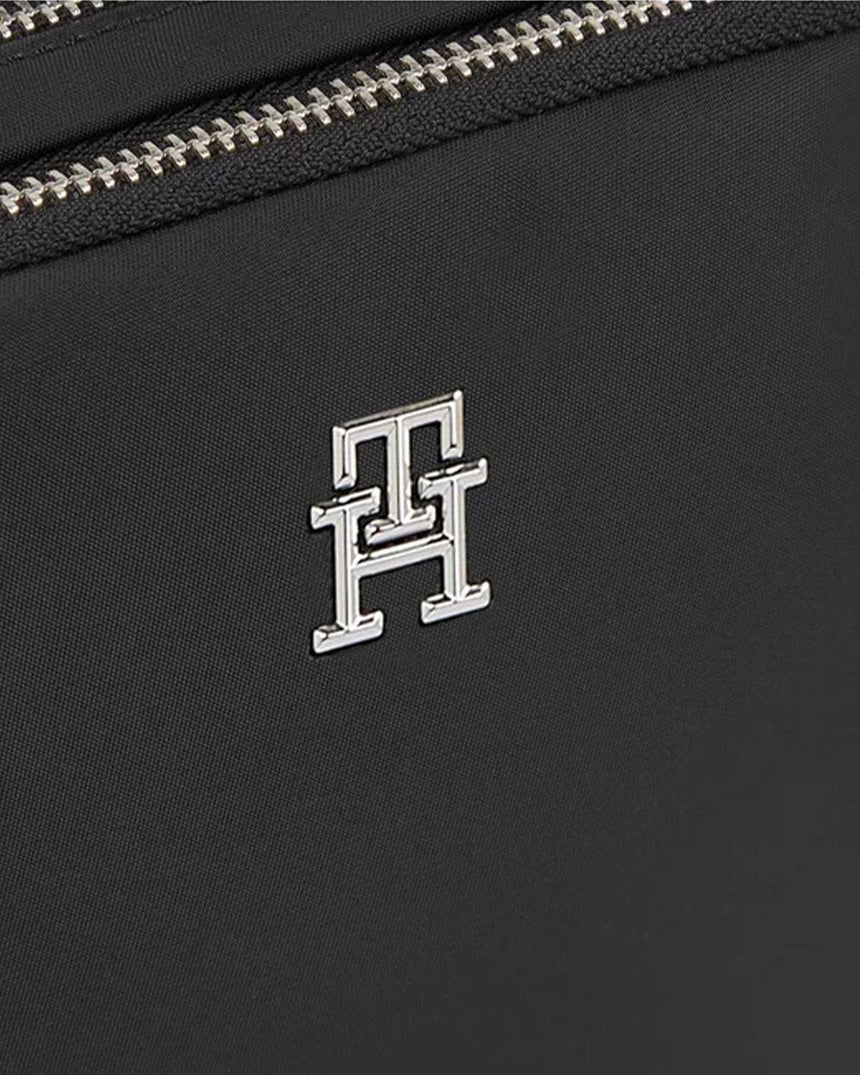 Tommy Hilfiger Poppy Çift Fermuarlı Çapraz Askılı Çanta Black