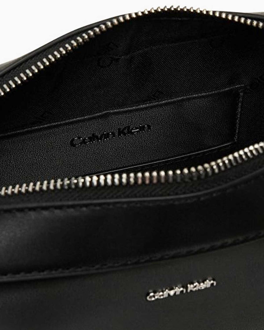 Calvin Klein Must Kadın Küçük Kamera Çantası Black