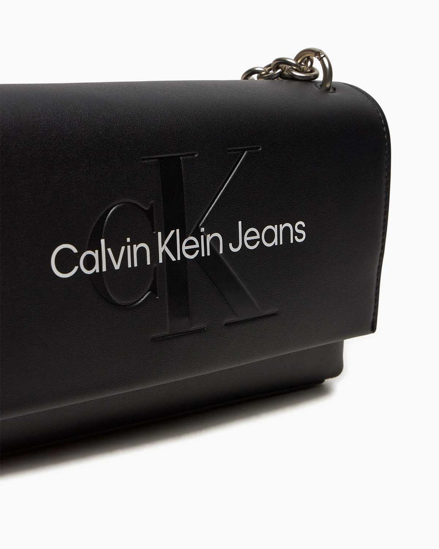 Calvin Klein Sculpted Flap Omuz Çantası Black/Neutral