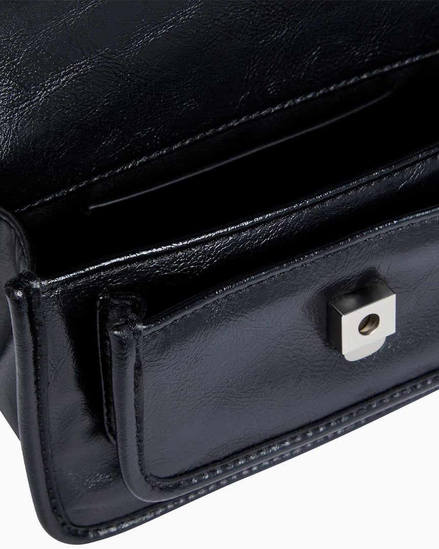 Calvin Klein Chain Flap Omuz Çantası Na Black