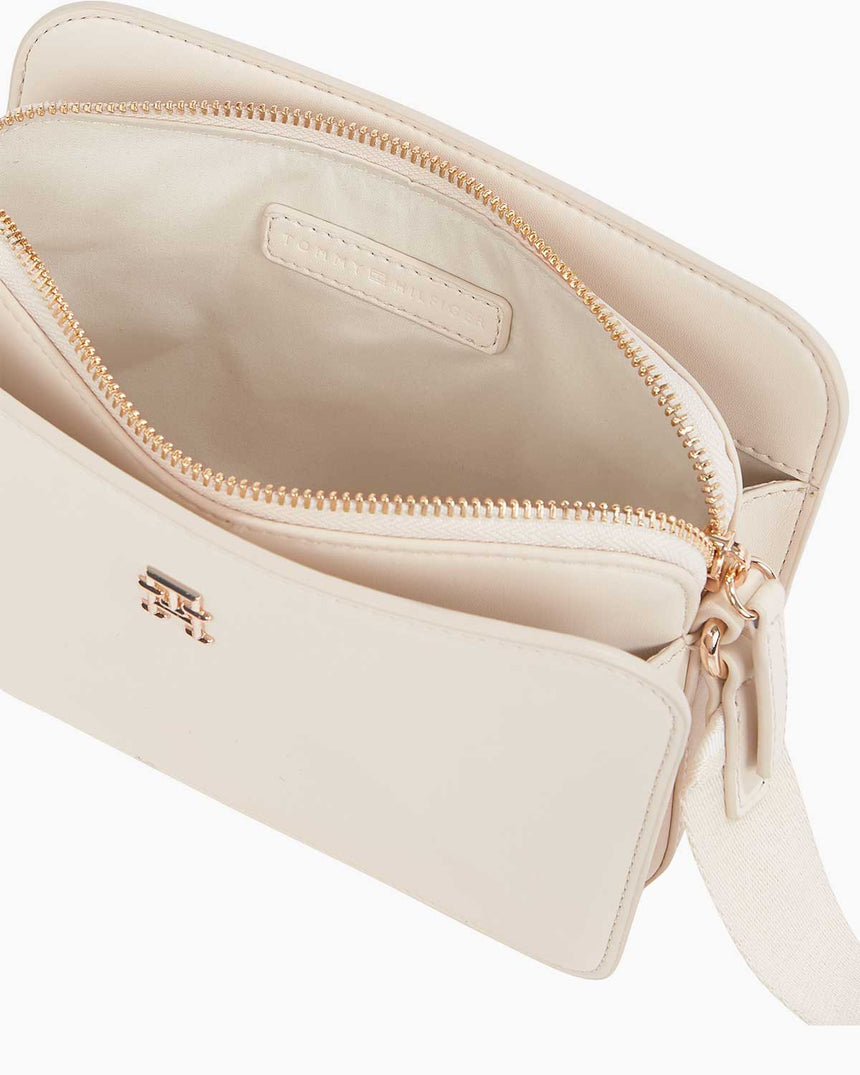 Tommy Hilfiger Logotape Camera Bag Sugarcane