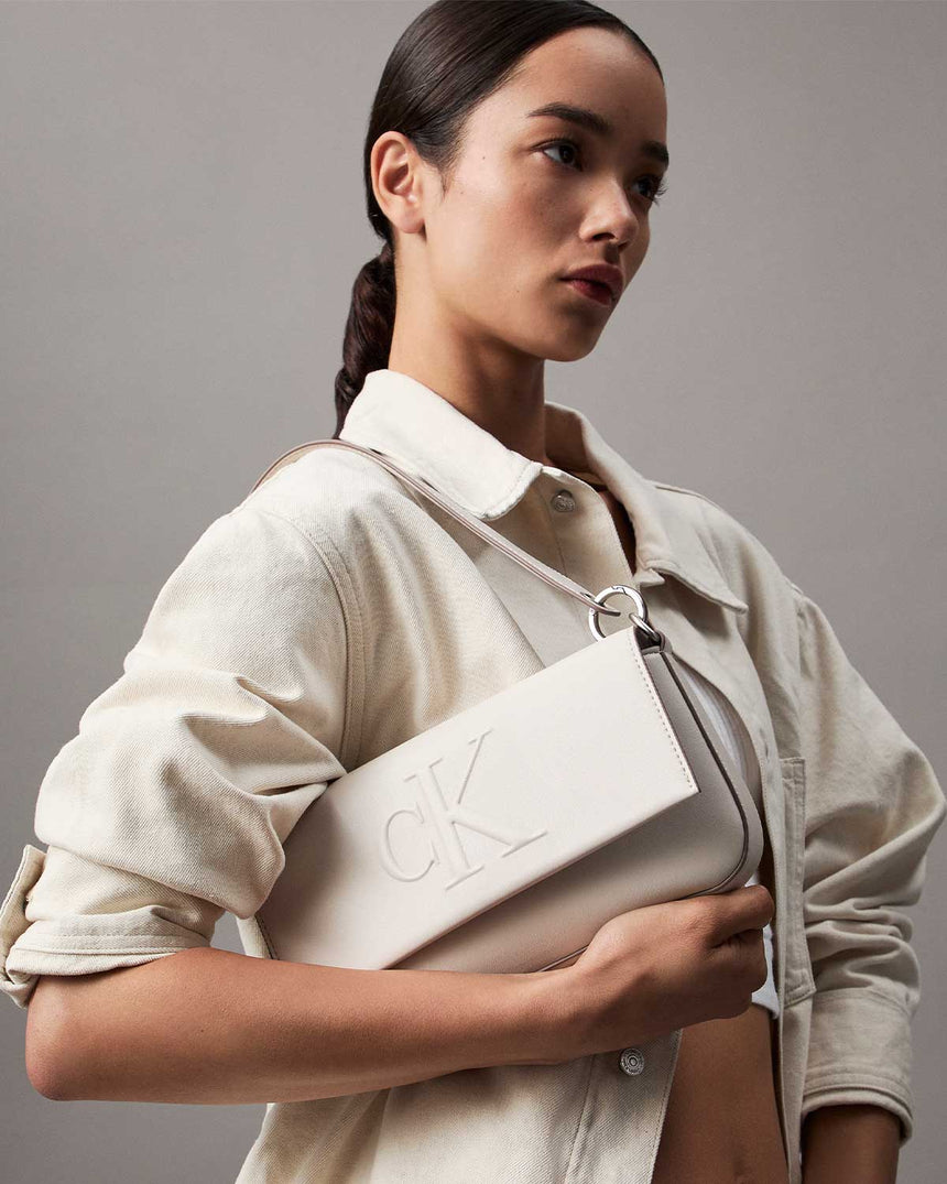 Calvin Klein Sculpted Flap Shoulder Bag Omuz Çantası Wind Chime