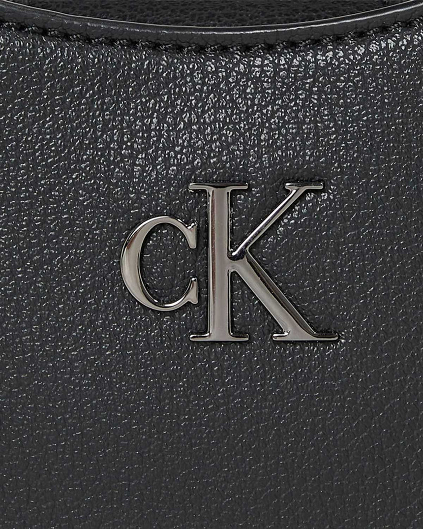Calvin Klein Jeans Minimal Monogram Shoulder Omuz Çantası Black/Shiny Gunmetal