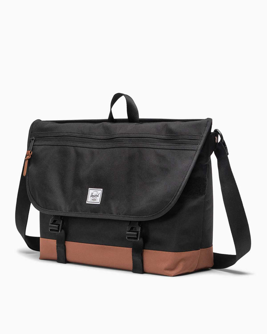 Herschel Cove Messenger Çapraz Askılı Çanta Black/Saddle Brown