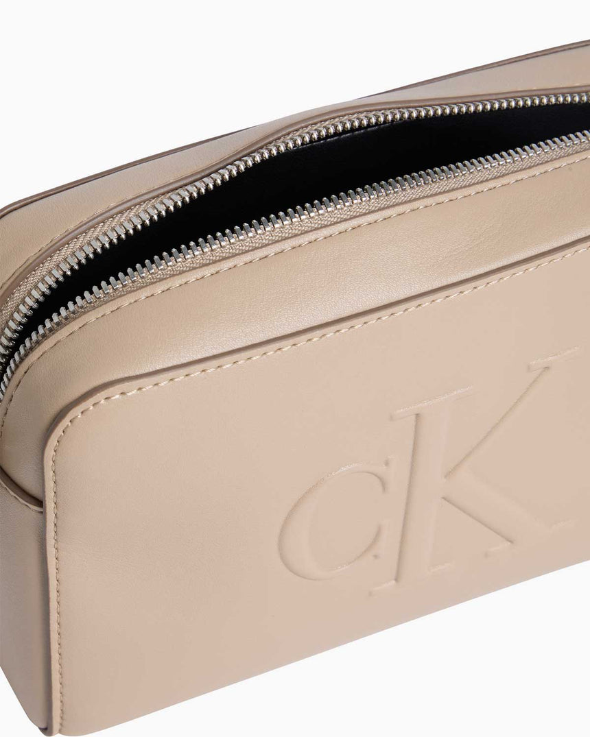 Calvin Klein Sculpted Camera Bag Crockery