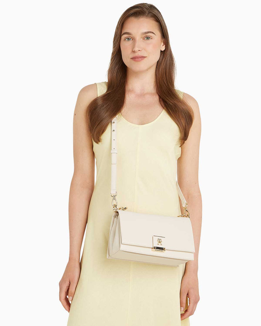 Tommy Hilfiger Logolu Çapraz Askılı Çanta Sugarcane