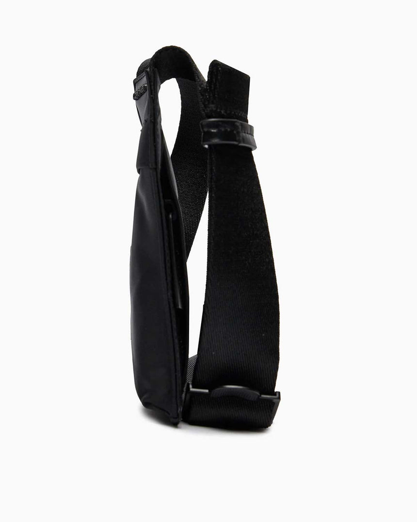 Calvin Klein Faded Flat Chest Çapraz Askılı Çanta Black