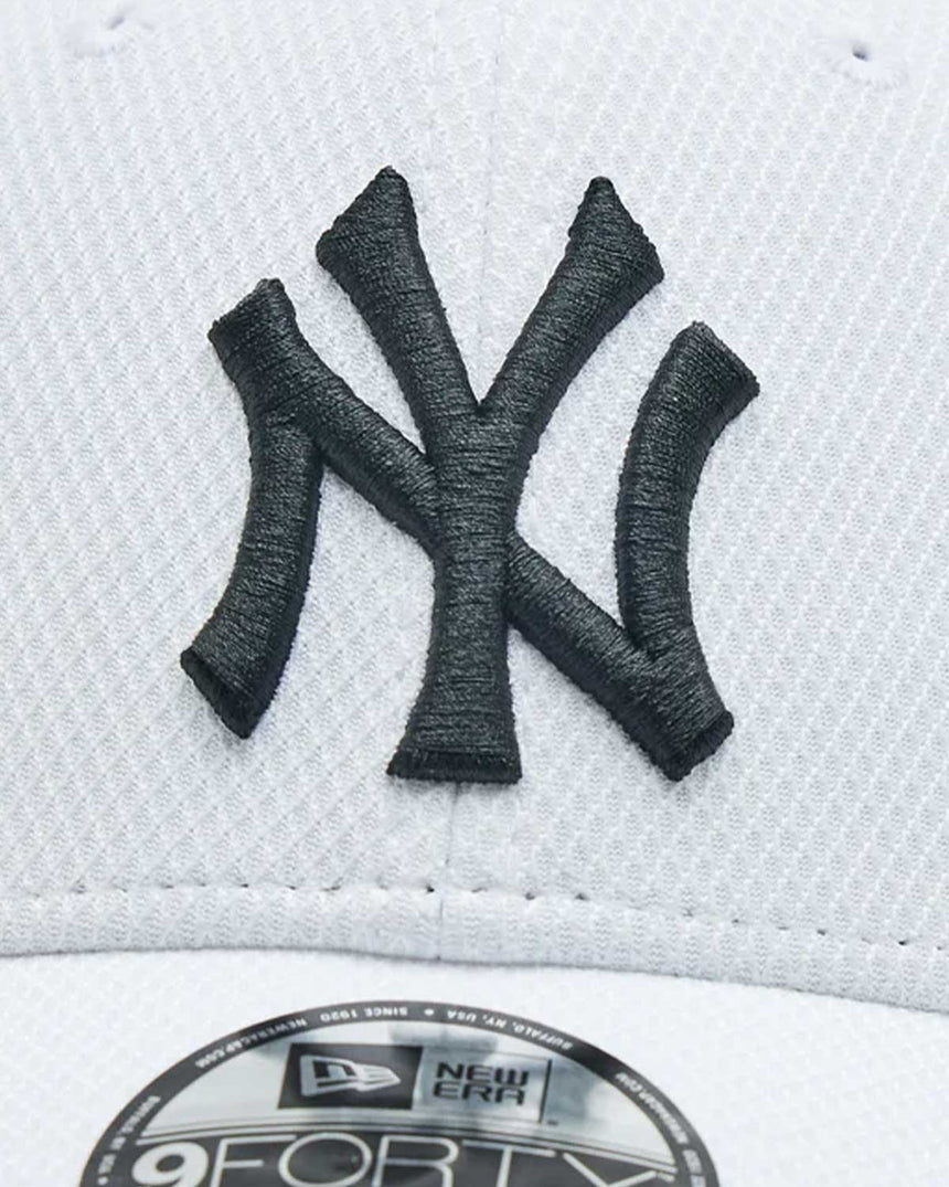 New Era Diamond 9 Forty Ny Şapka Beyaz