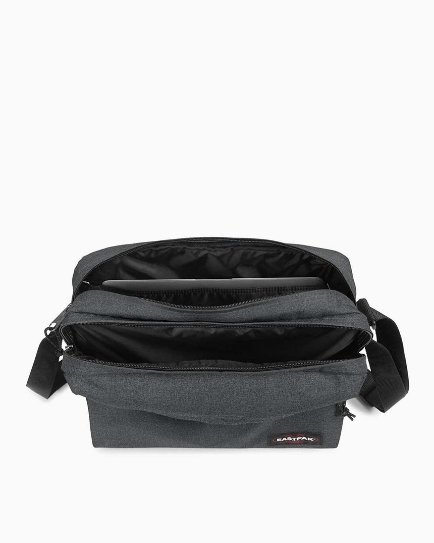 Eastpak Crosser Ayarlanabilir Çapraz Askılı Çanta Black Denim