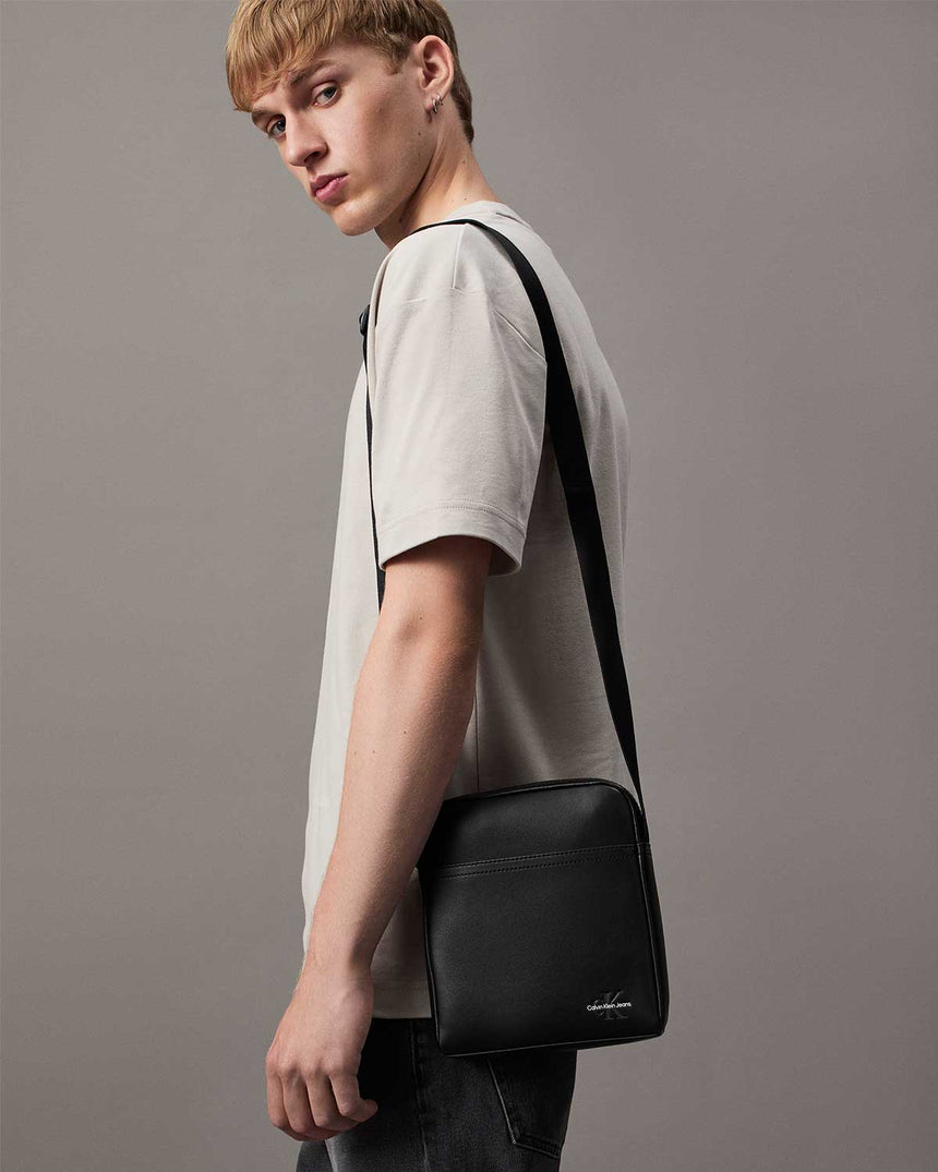 Calvin Klein Mono Logo Reporter Çapraz Askılı Çanta Black