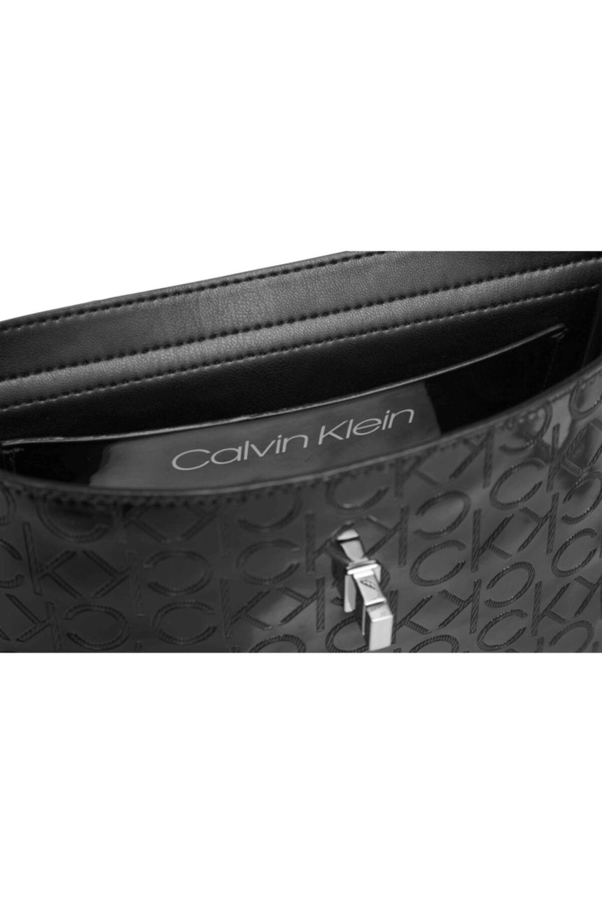 Calvin Klein Re-Lock Em Covn Kadın Omuz Çantası Black