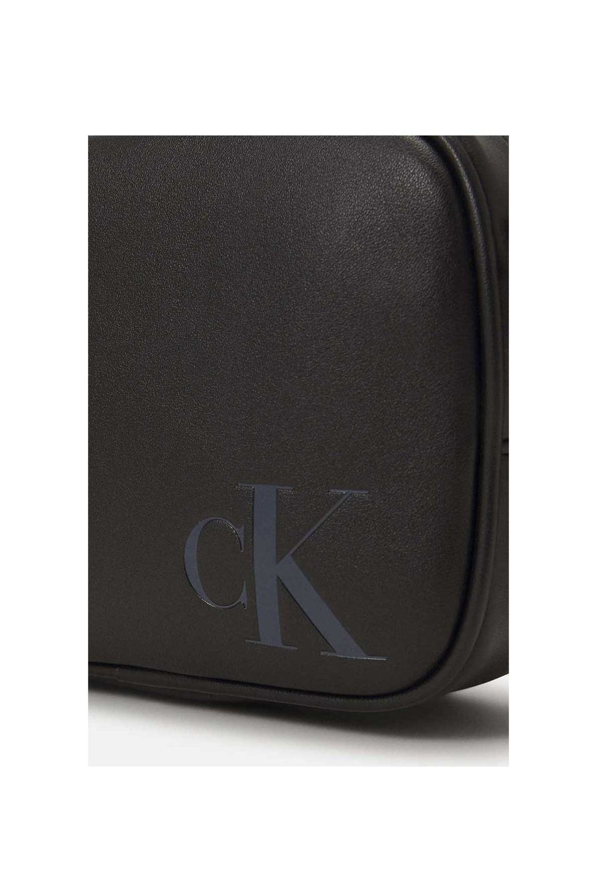 Calvin Klein Sculpted Çapraz Askılı Kadın Çantası Black