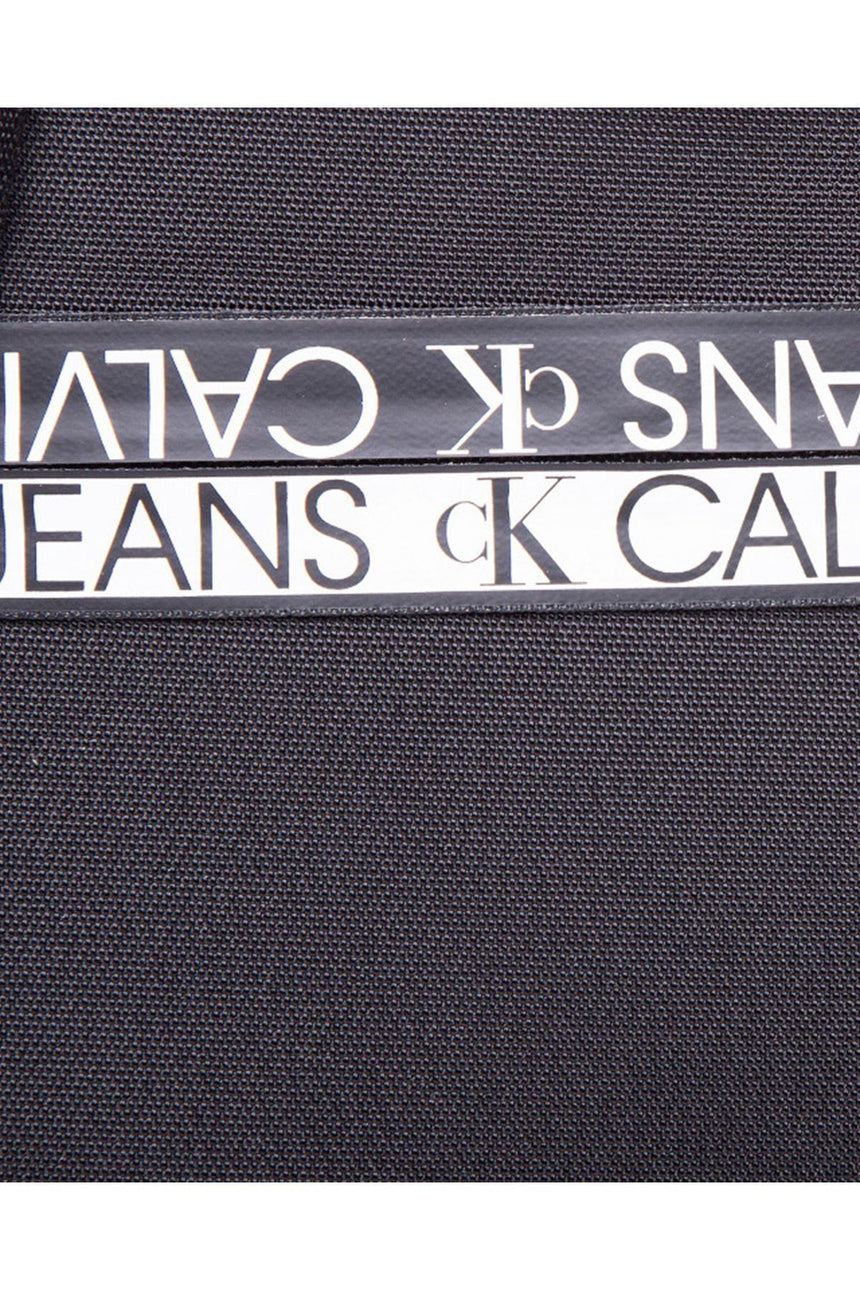 Calvin Klein Ckj Sport Essentials Çapraz Askılı Erkek Çantası Black