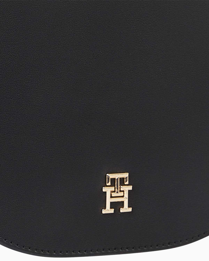 Tommy Hilfiger Logotape Saddle Çapraz Askılı Çanta Black