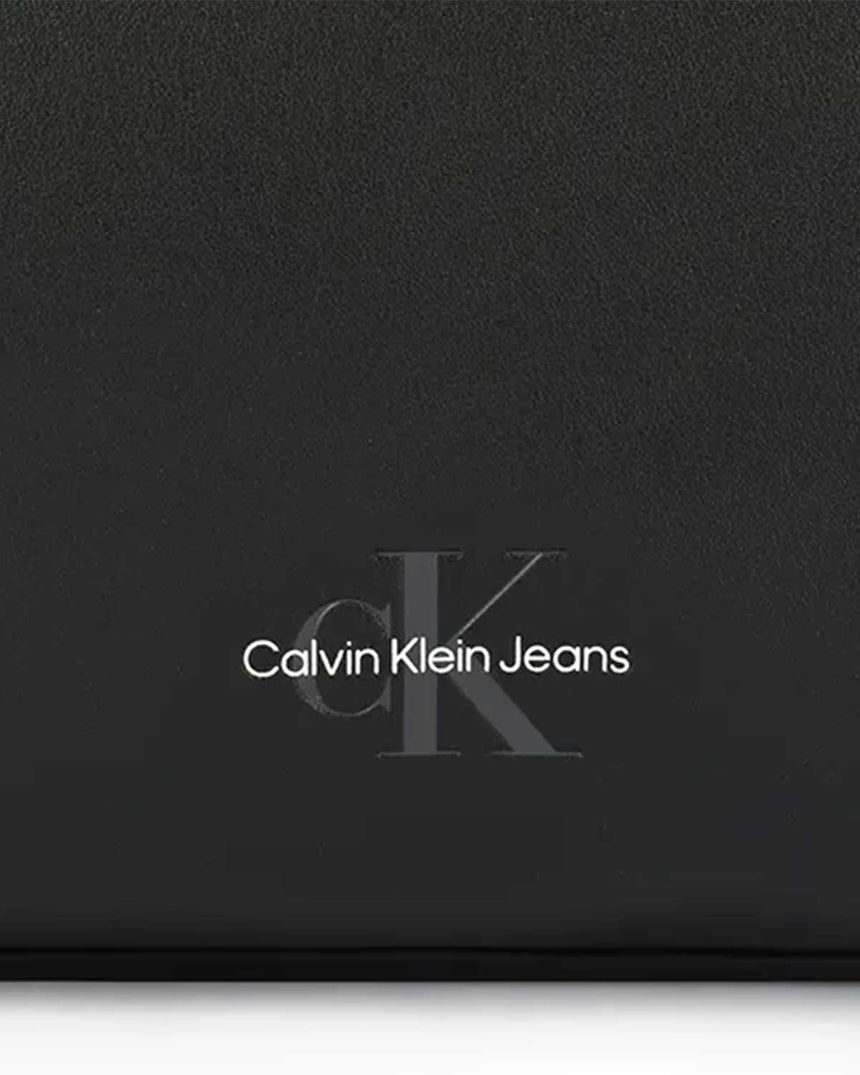 Calvin Klein Monogram Soft Portföy El Çantası Black