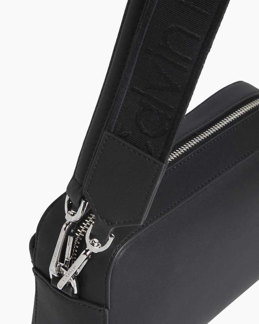 Calvin Klein Must Convertible Camera Bag CK Black