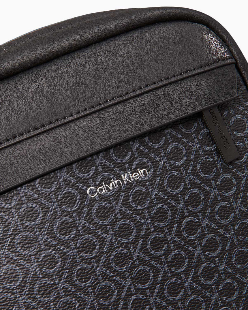 Calvin Klein Must Reporter Mono Çapraz Askılı Çanta Classic Mono Black