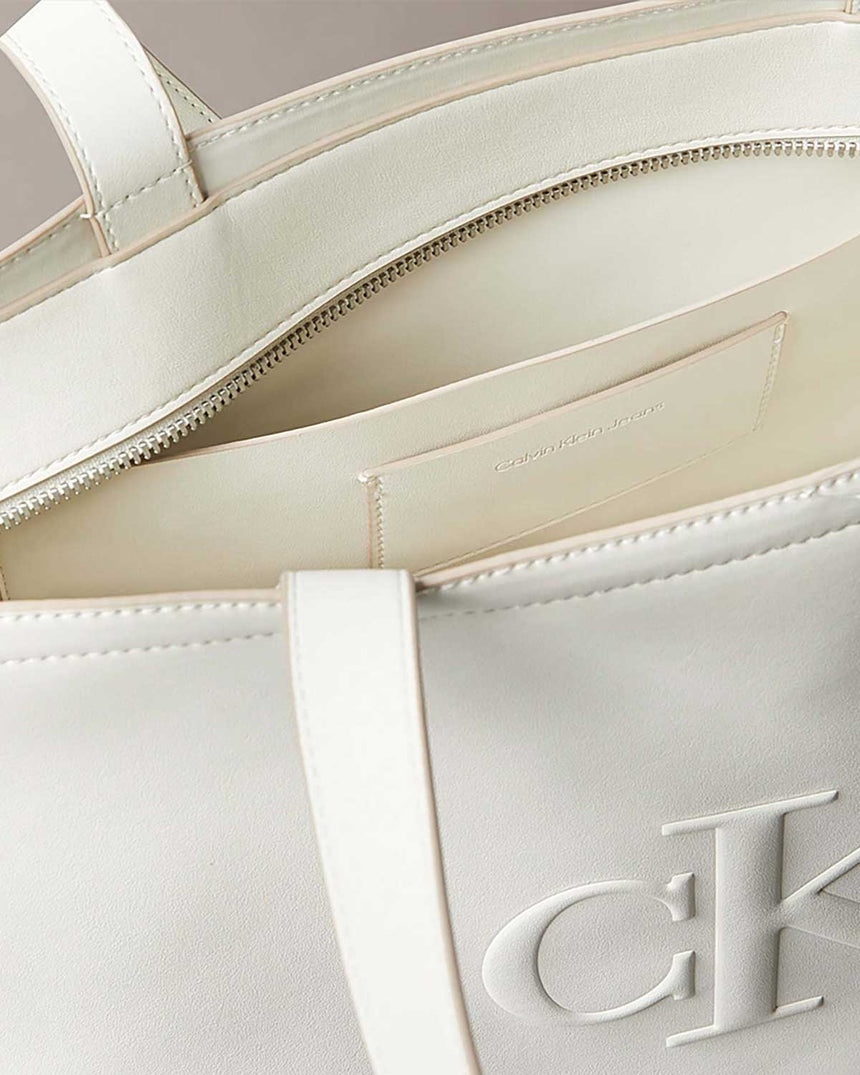 Calvin Klein Sculpted Slim Tote El Çantası Lily White