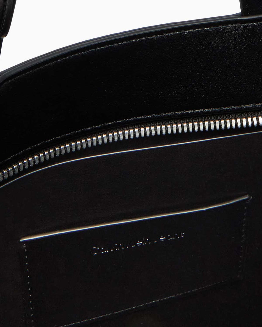 Calvin Klein Kabartmalı Mini Tote Kadın El Çantası Na Black