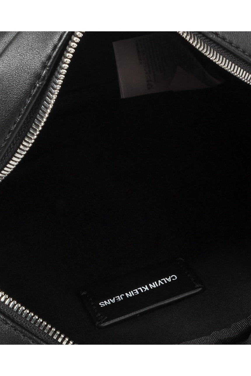 Calvin Klein Smooth Essentials Mono Flat P Çapraz Askılı Erkek Çanta Black