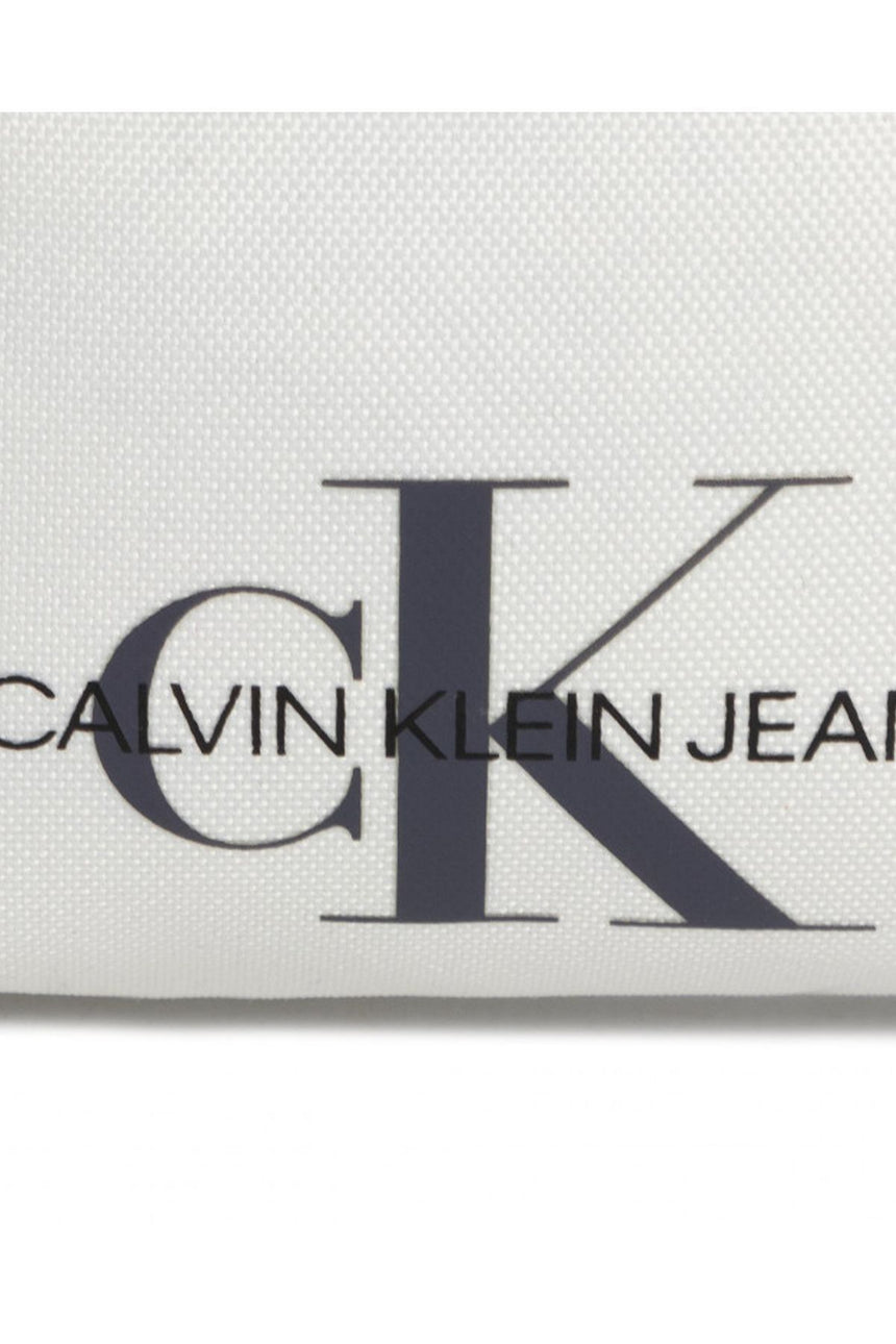 Calvin Klein Camera Bag W/Pckt Çapraz Askılı Kadın Çantası Bright White