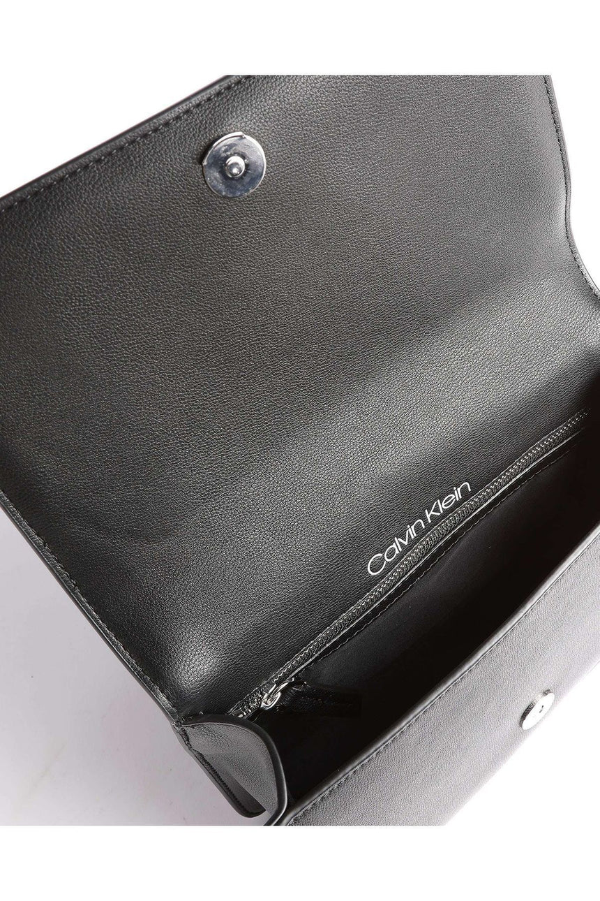 Calvin Klein Flap Shoulder Bag Md Çapraz Askılı Kadın Çantası Black