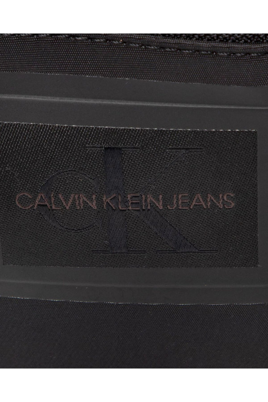 Calvin Klein Sleek Nylon Streetpack Kadın Bel Çantası Black